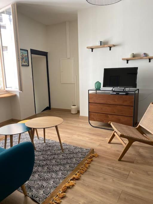 Appartement Cosy Hyper Centre, Tres Tranquille Angers Exterior photo